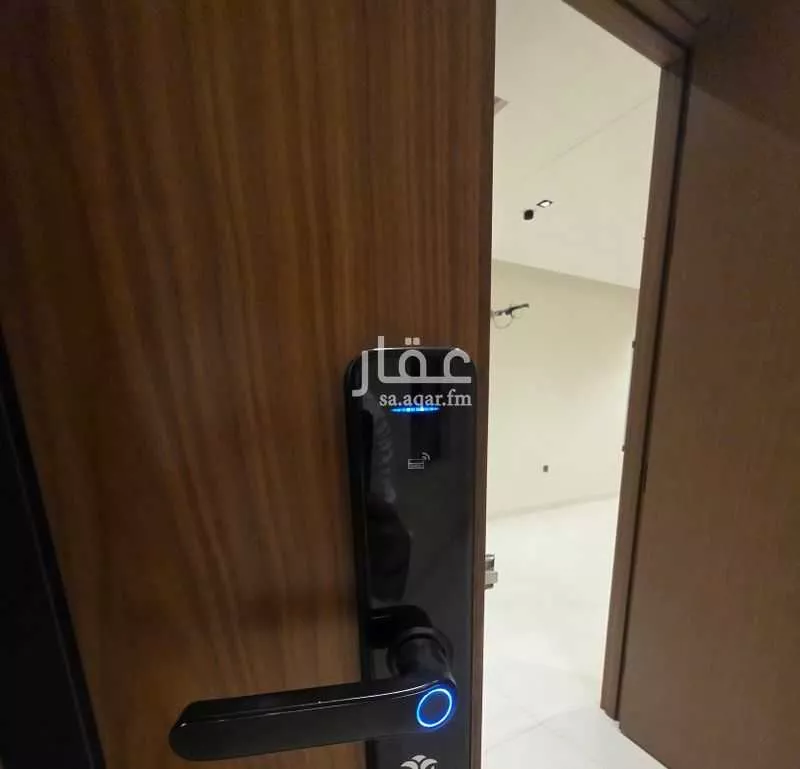 5 bedroom apartment in Batha Quraysh 2