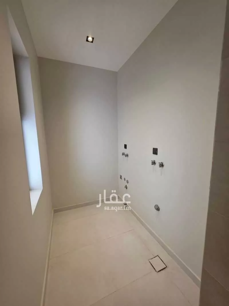 5 bedroom apartment in Batha Quraysh 21