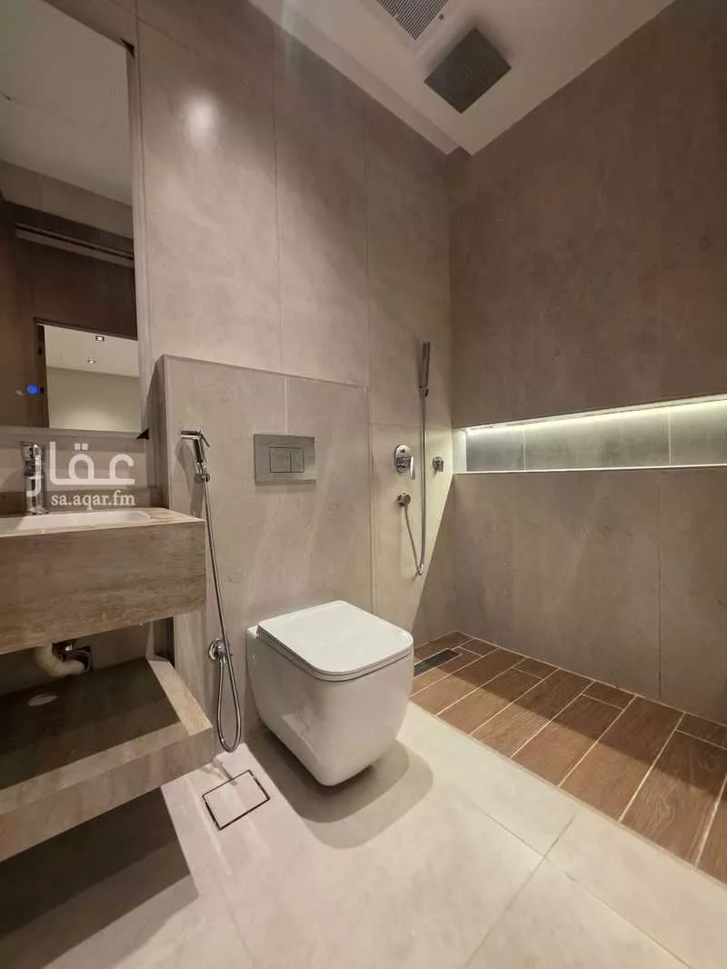 5 bedroom apartment in Batha Quraysh 22