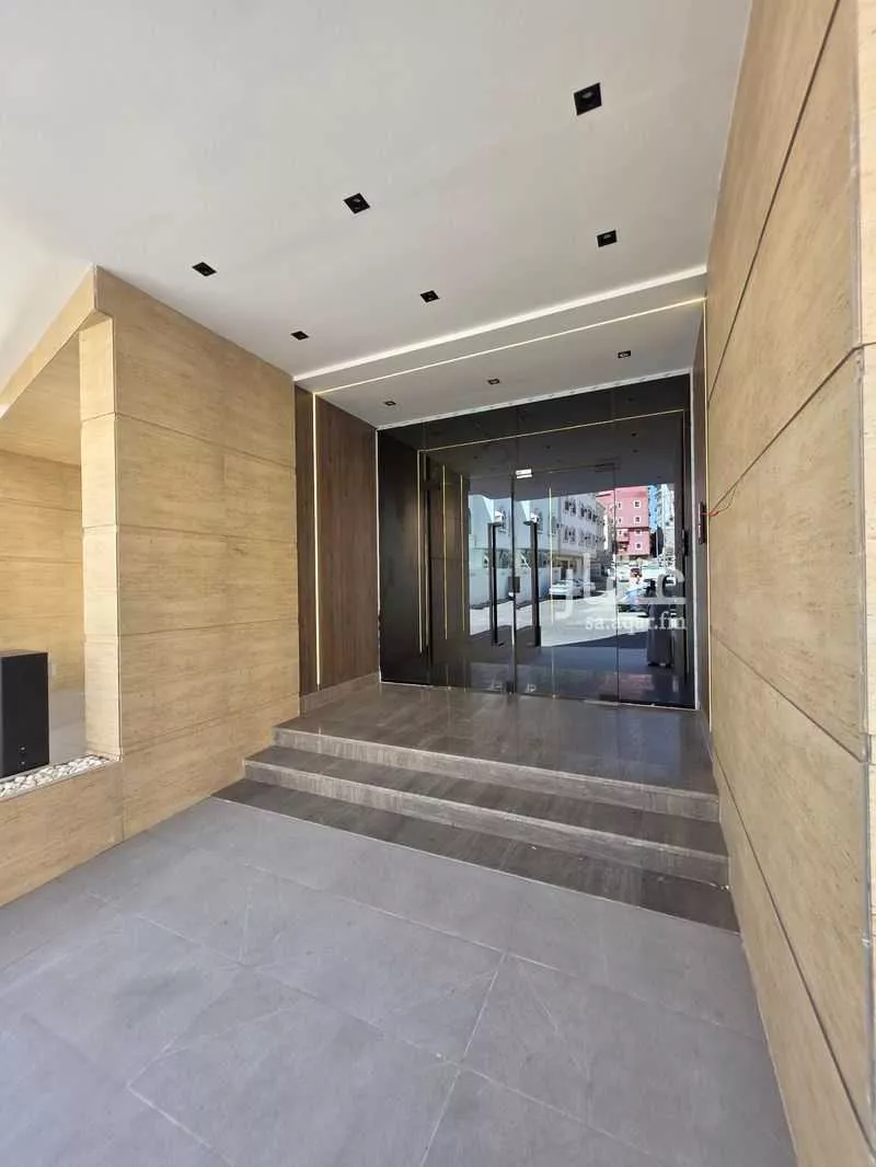 5 bedroom apartment in Batha Quraysh 23