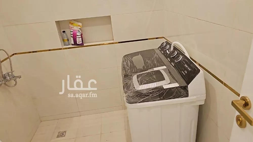 4 bedroom apartment in Bani Bayadah, Madinah 12
