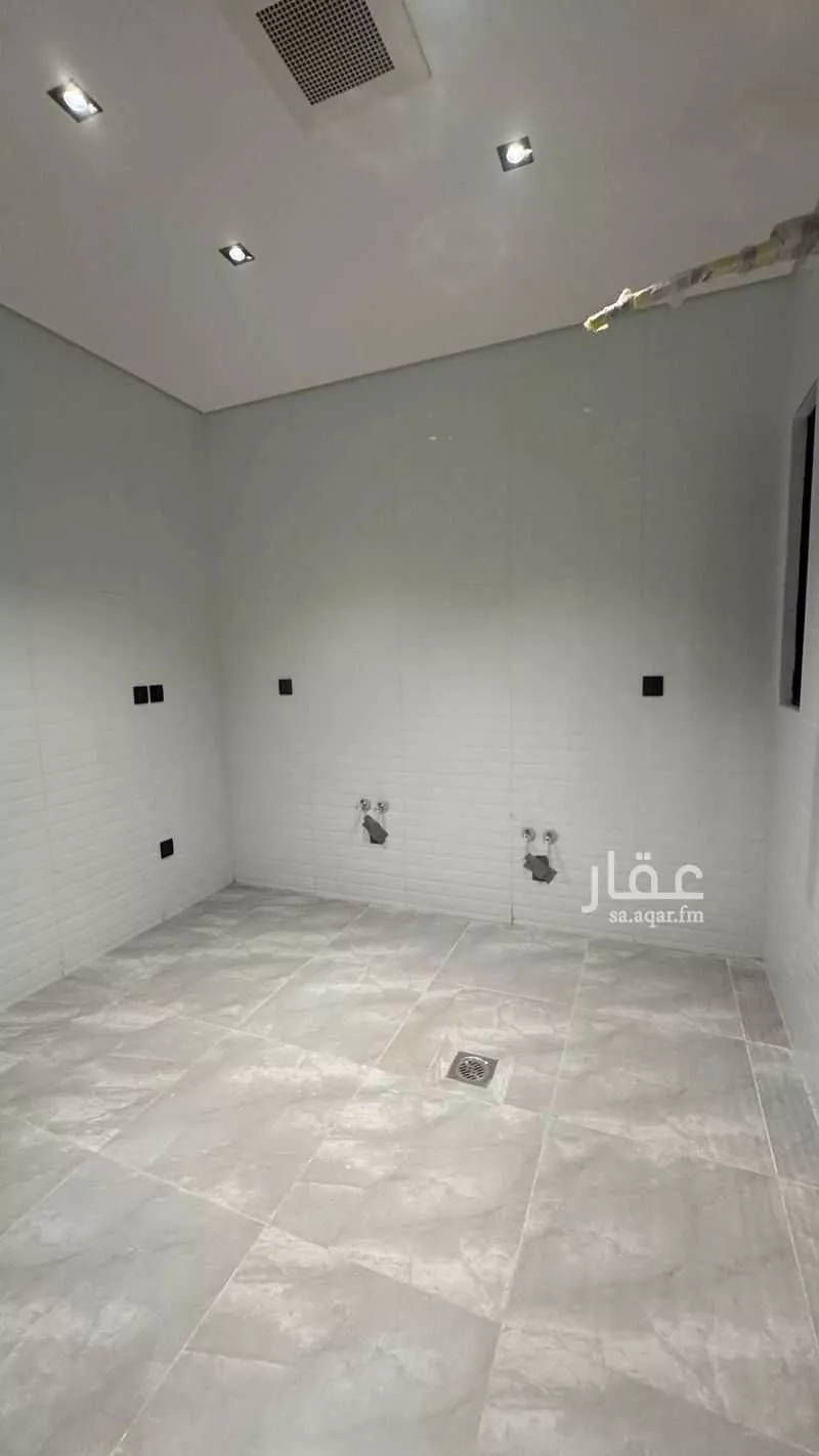 شقة 4 غرف في بطحاء قريش 2