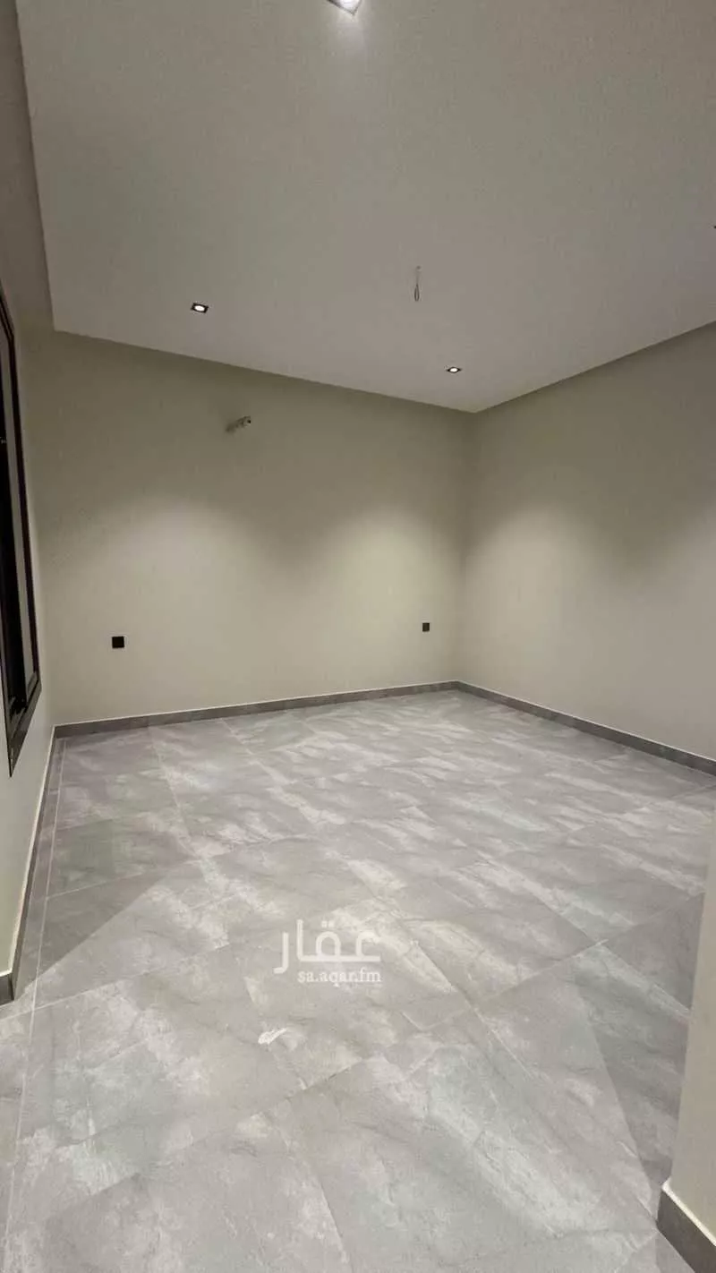 شقة 4 غرف في بطحاء قريش 7