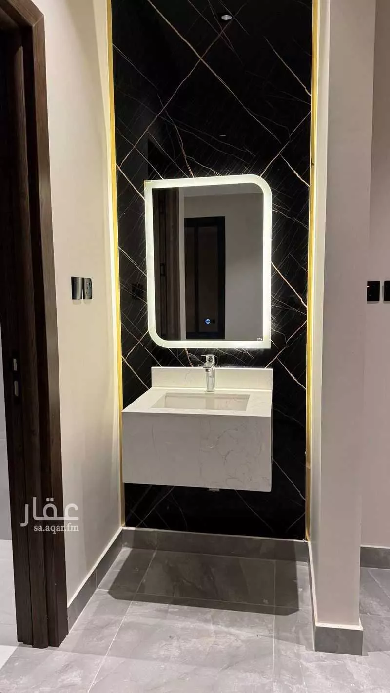 شقة 4 غرف في بطحاء قريش 8