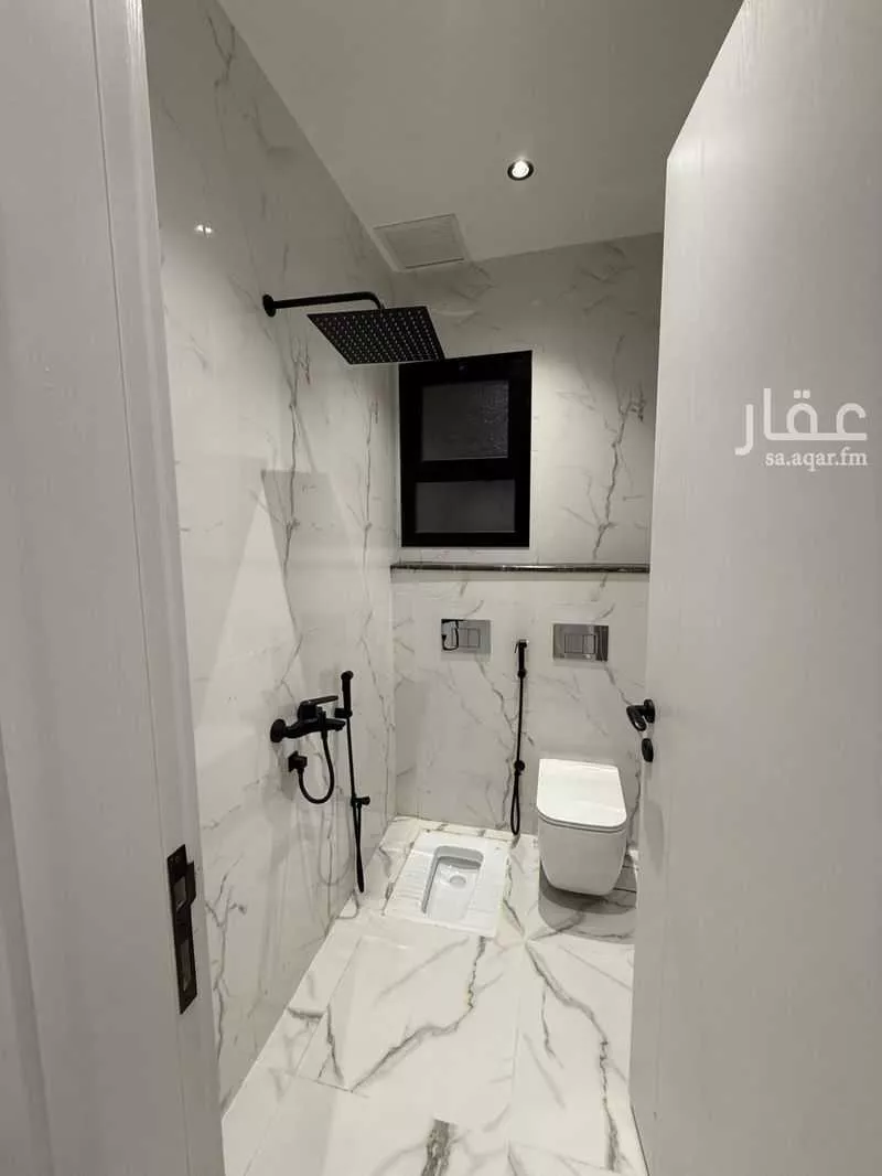 شقة 5 غرف في بطحاء قريش 7