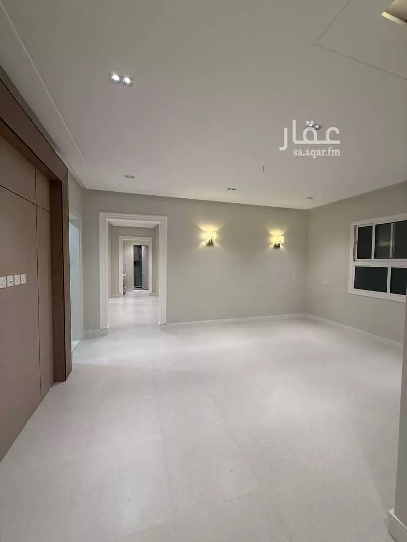 6 bedroom apartment in King Fahd 6