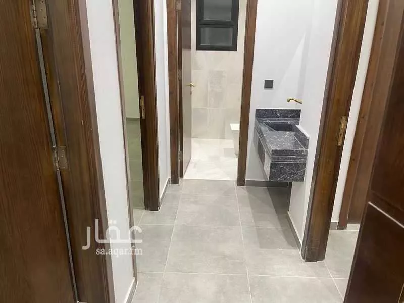 5 bedroom apartment in Al Rashidiyyah 16