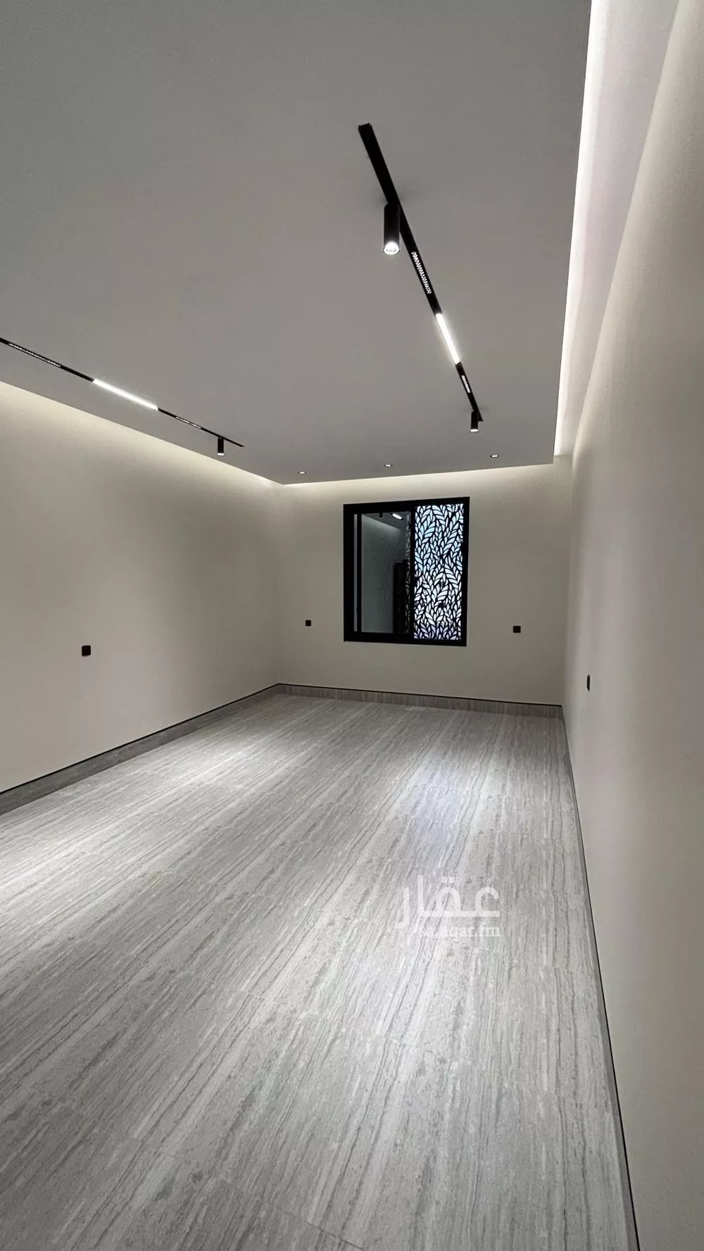5 bedroom apartment in Al Difa 11