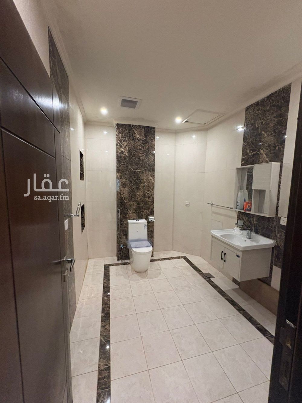 4 bedroom apartment in Al Difa, Madinah 2