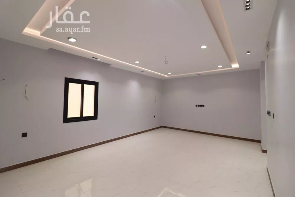 4 bedroom apartment in Ayn Al Khayf 3