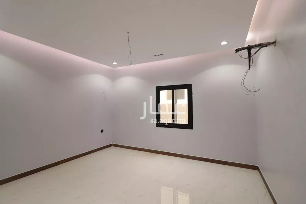 4 bedroom apartment in Ayn Al Khayf 9