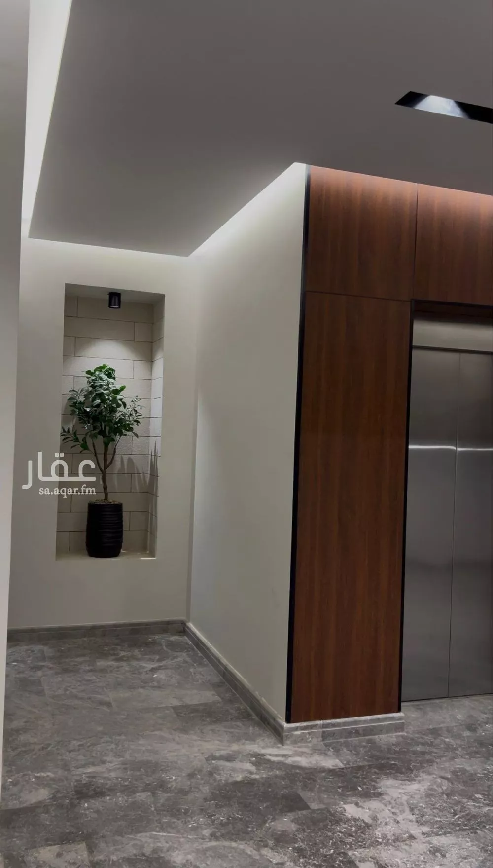 5 bedroom apartment in Batha Quraysh 2