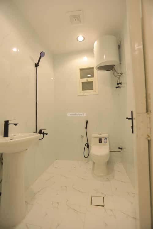 1 bedroom apartment in Al Qadisiyah 3