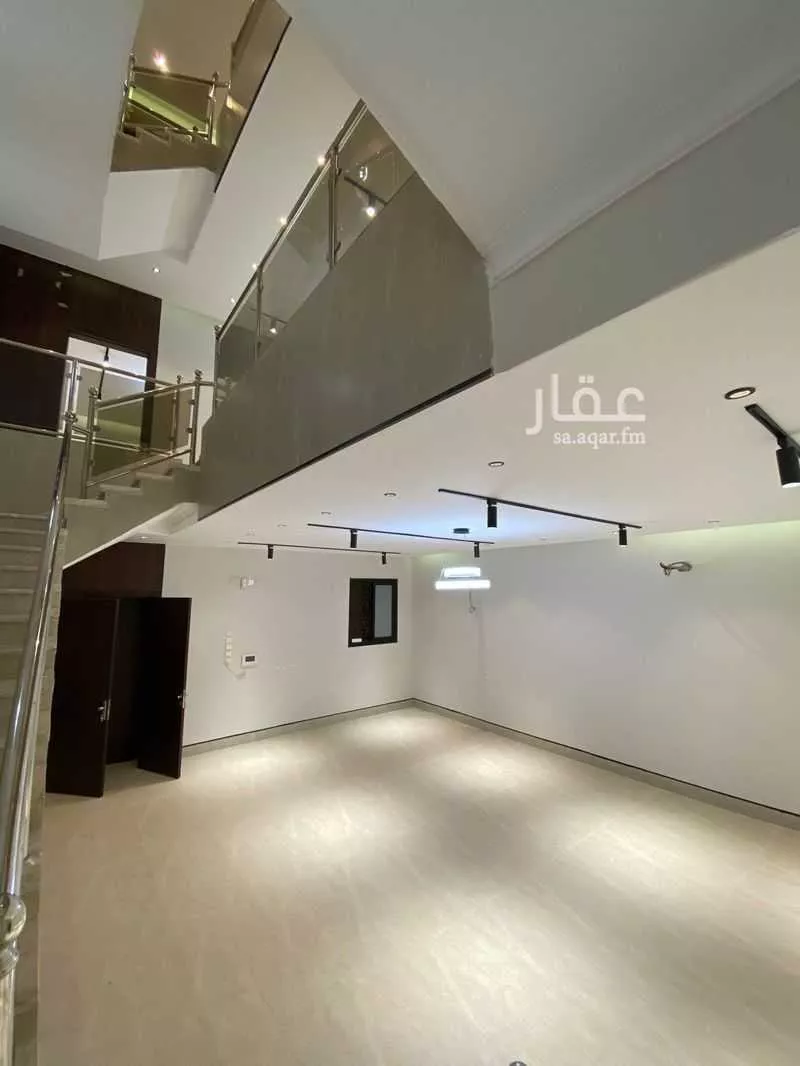 فيلا 5 غرف في الدفاع 7