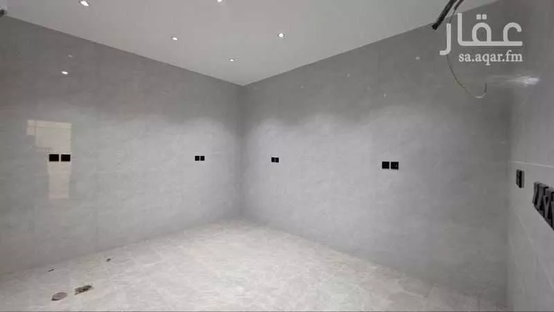 5 bedroom apartment in King Fahd 6