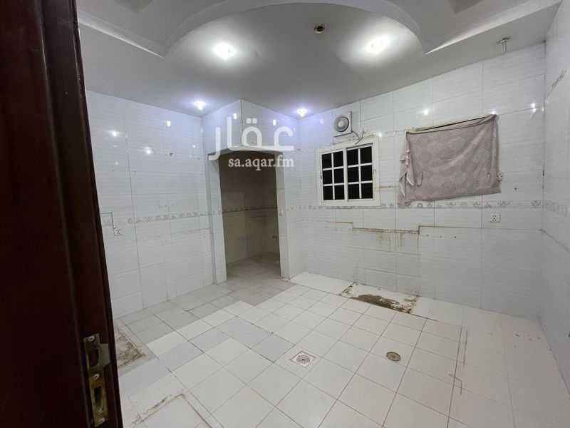 3 bedroom apartment in Al Shawqiyyah, Makkah 11