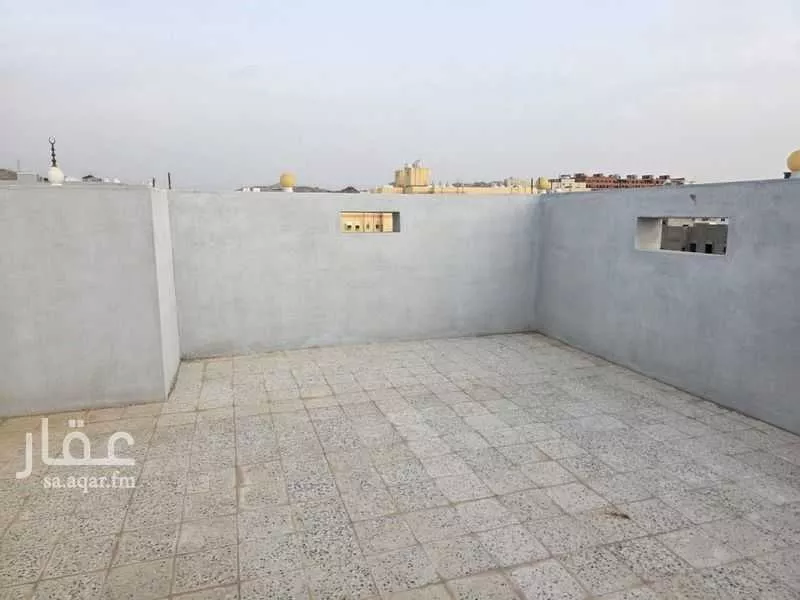 شقة 3 غرف في بطحاء قريش 7