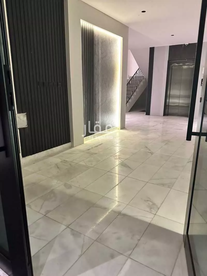 5 bedroom apartment in King Fahd 3