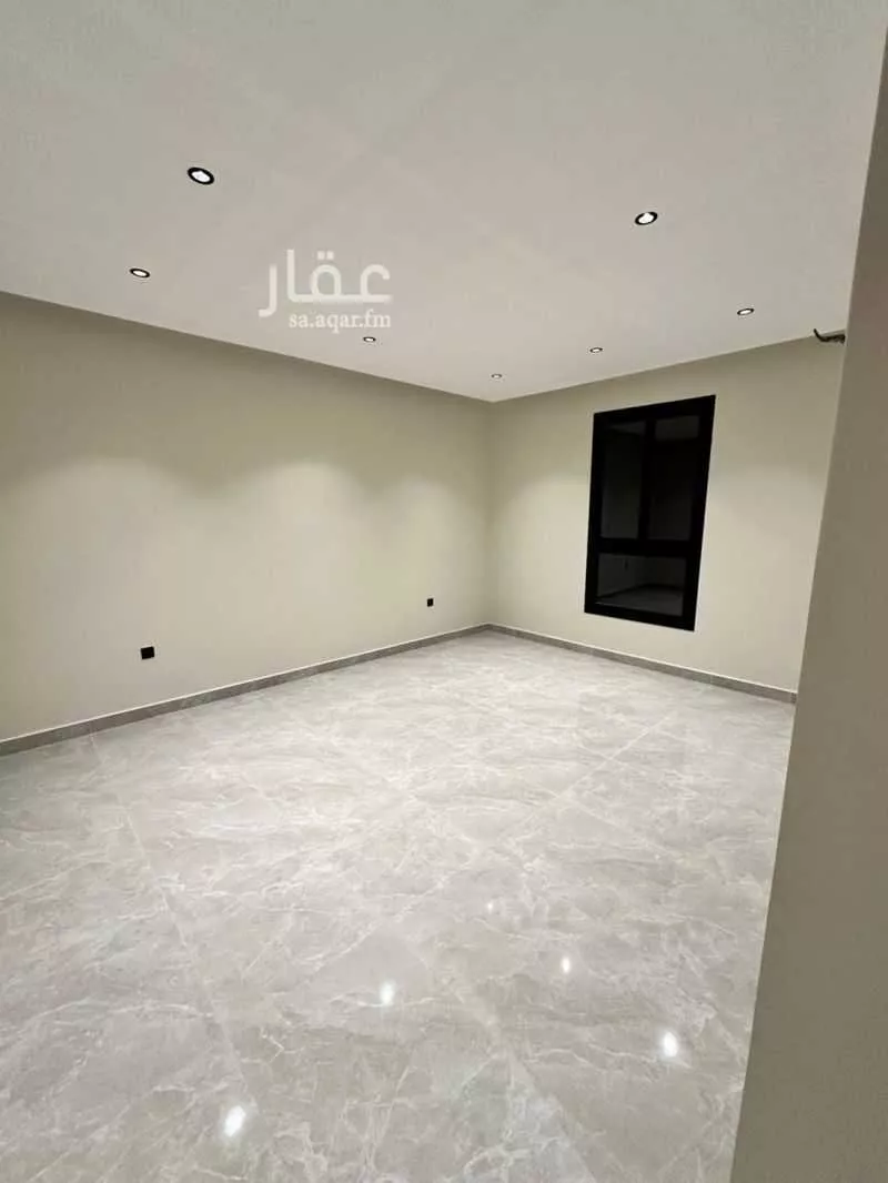 5 bedroom apartment in King Fahd 8