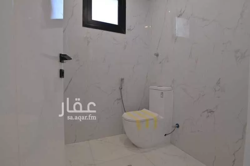4 bedroom apartment in Ayn Al Khayf 4