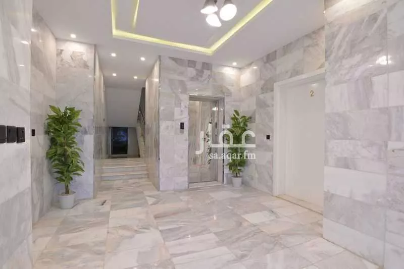 4 bedroom apartment in Ayn Al Khayf 5