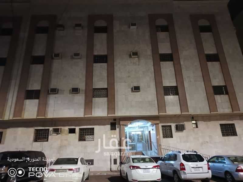 4 bedroom apartment in Al Dhahirah, Madinah 2