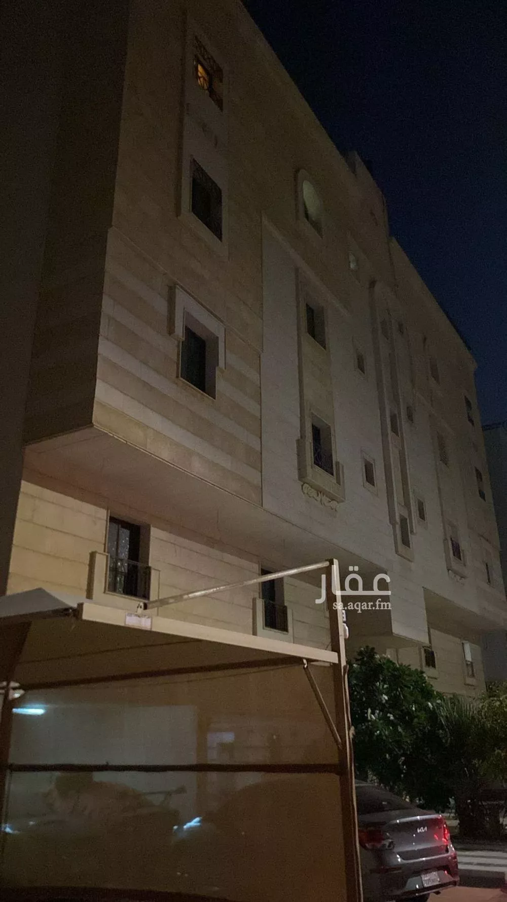 6 bedroom apartment in Al Khalidiyyah 2
