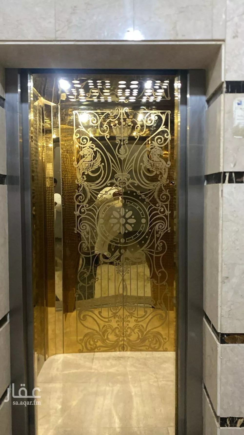 6 bedroom apartment in Al Khalidiyyah 3