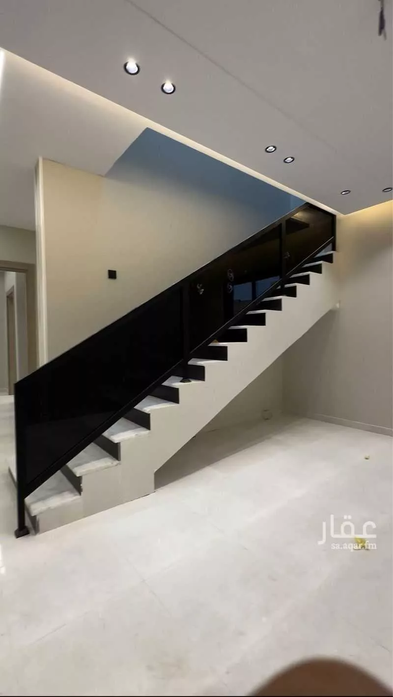 5 bedroom apartment in Al Ranuna 11