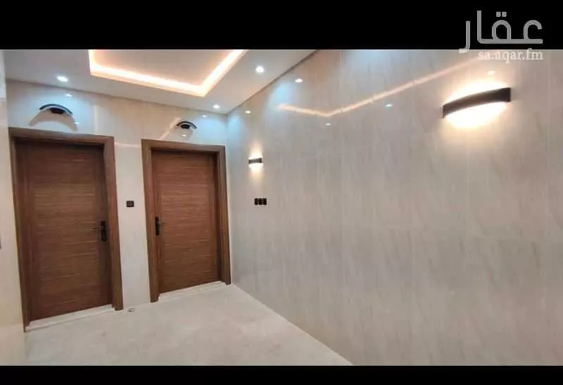 5 bedroom apartment in Al Buhayrat 4