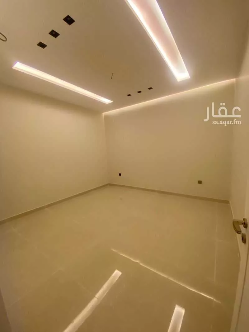 شقة 4 غرف في شوران 10