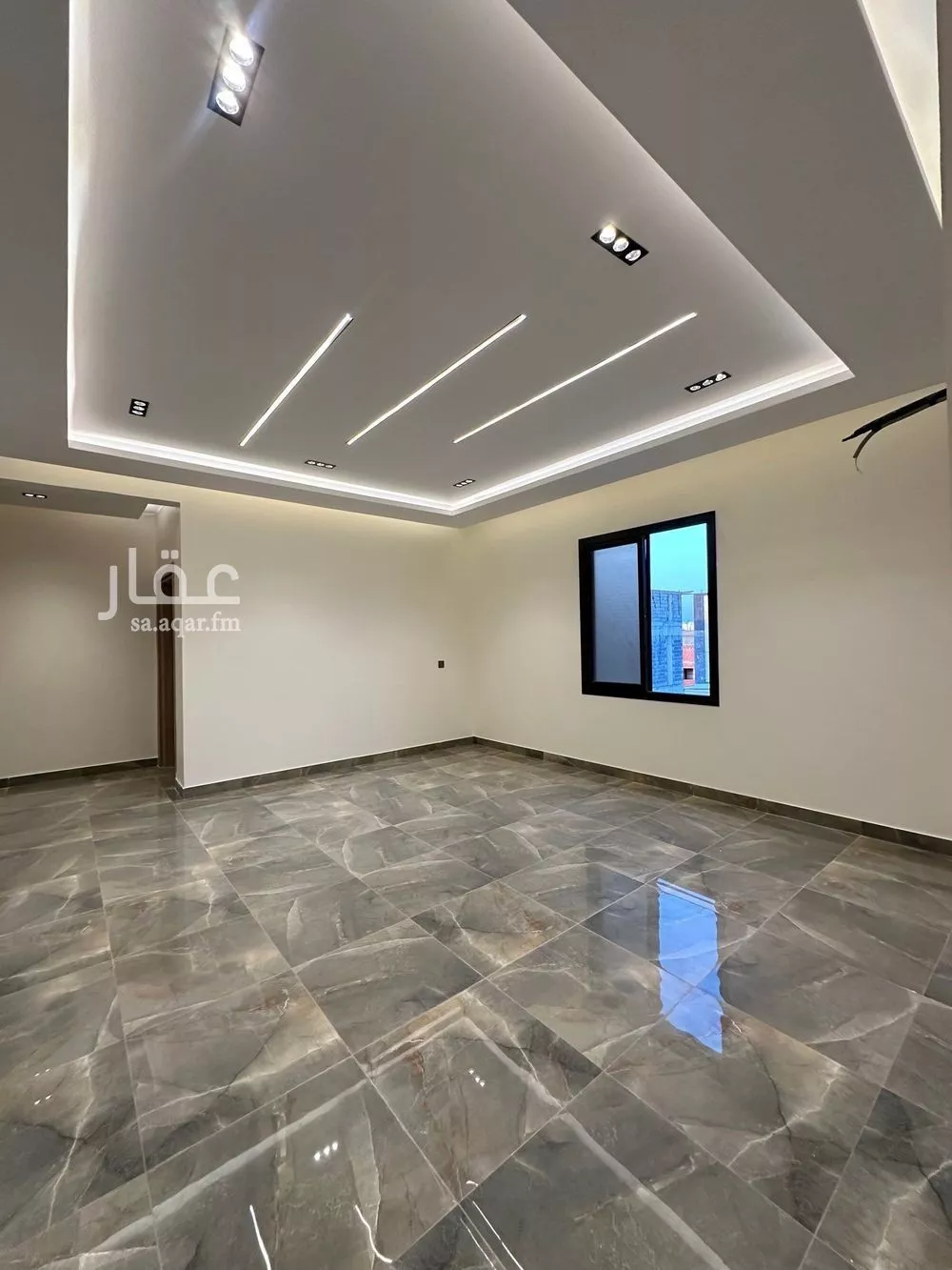 5 bedroom apartment in Mudhainib 8