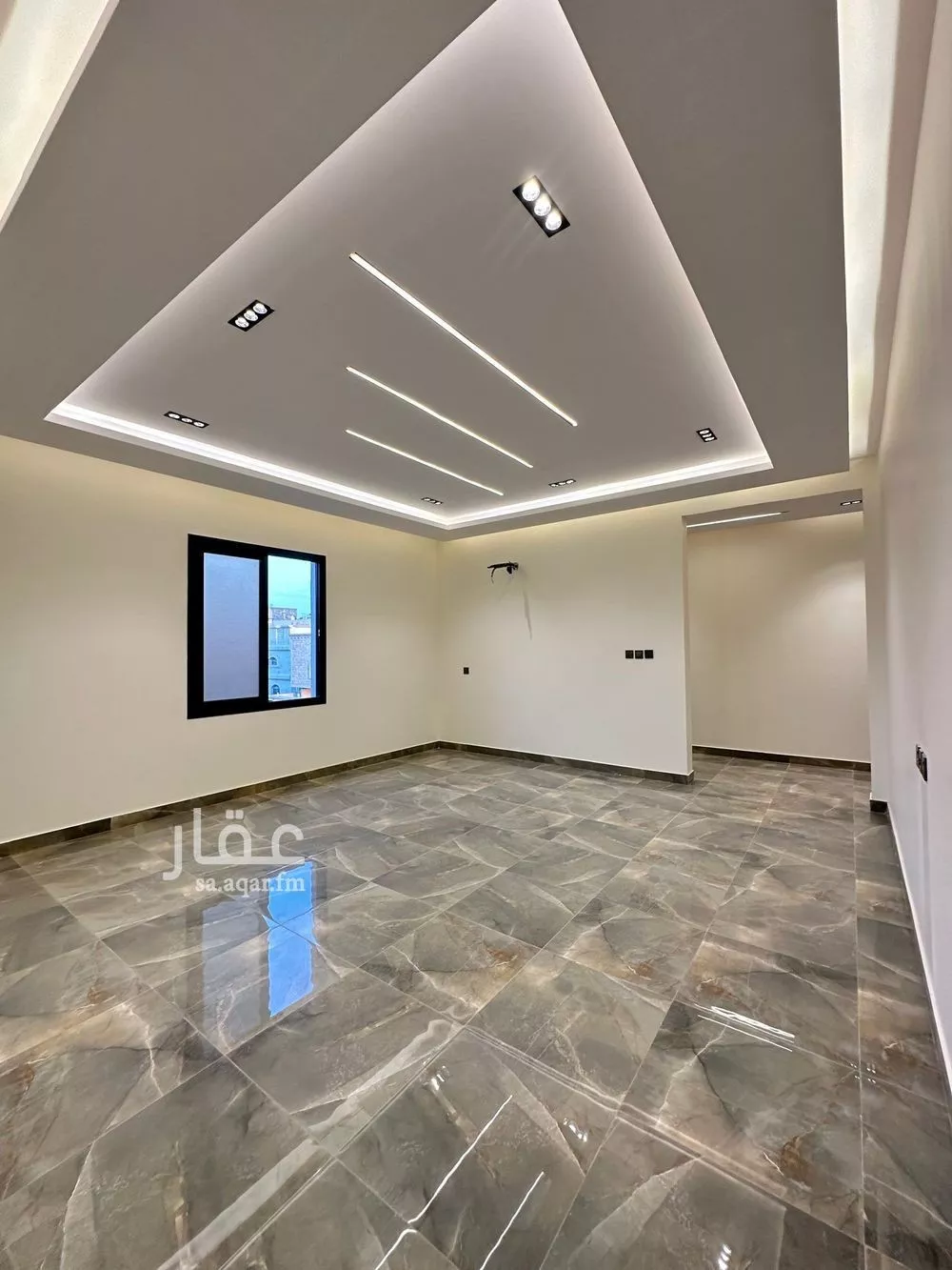 5 bedroom apartment in Mudhainib 9