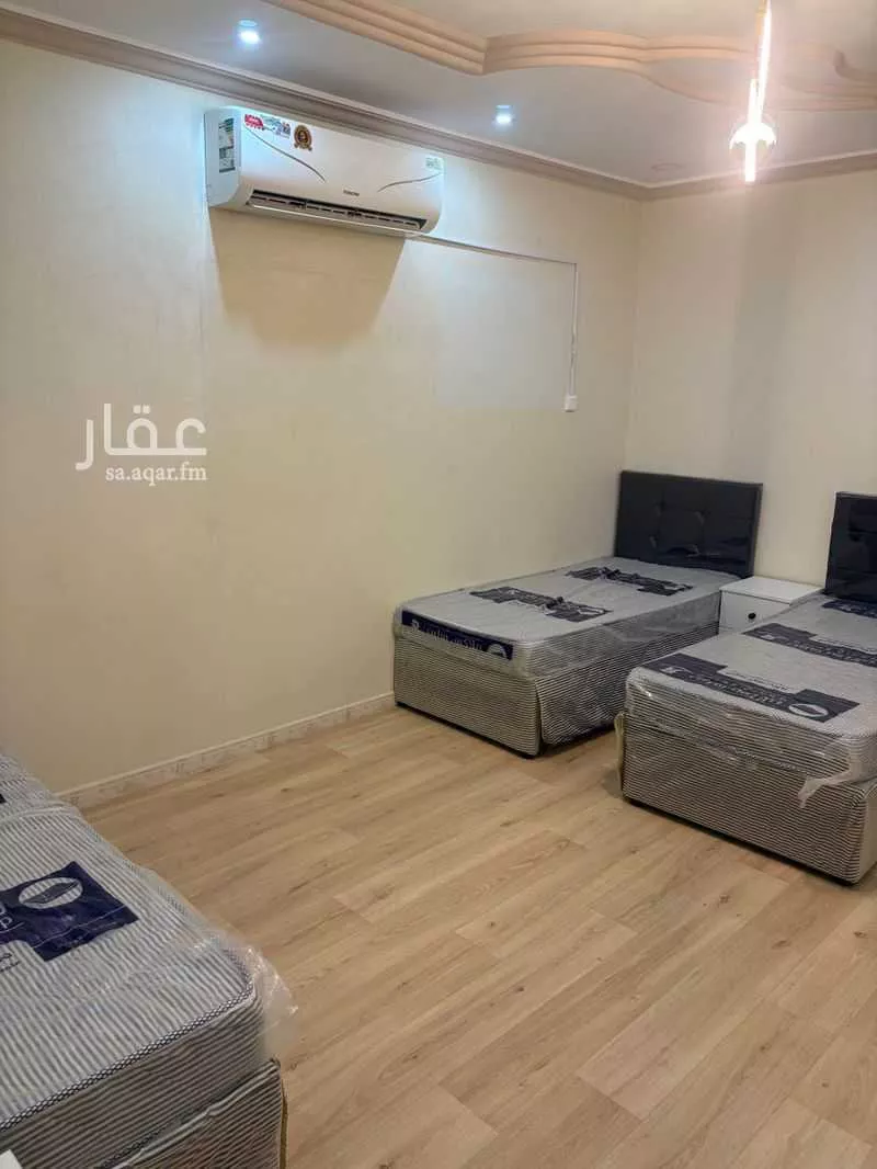 شقة 4 غرف في بطحاء قريش 7