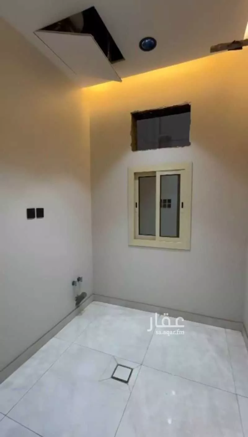 شقة 4 غرف في الملك فهد 25