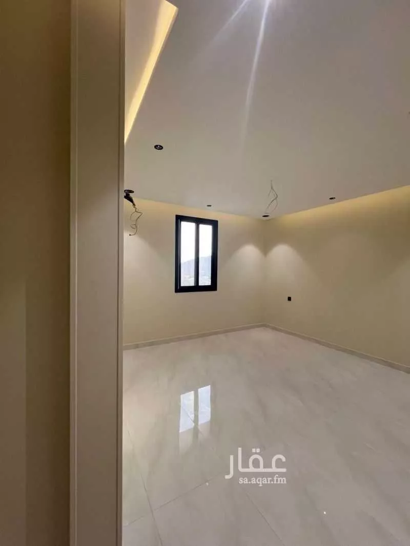 5 bedroom apartment in Al Buhayrat 8