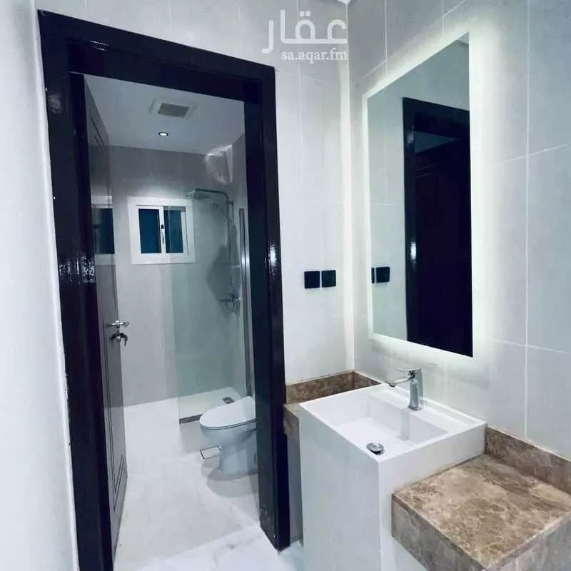 شقة 5 غرف في بطحاء قريش 24