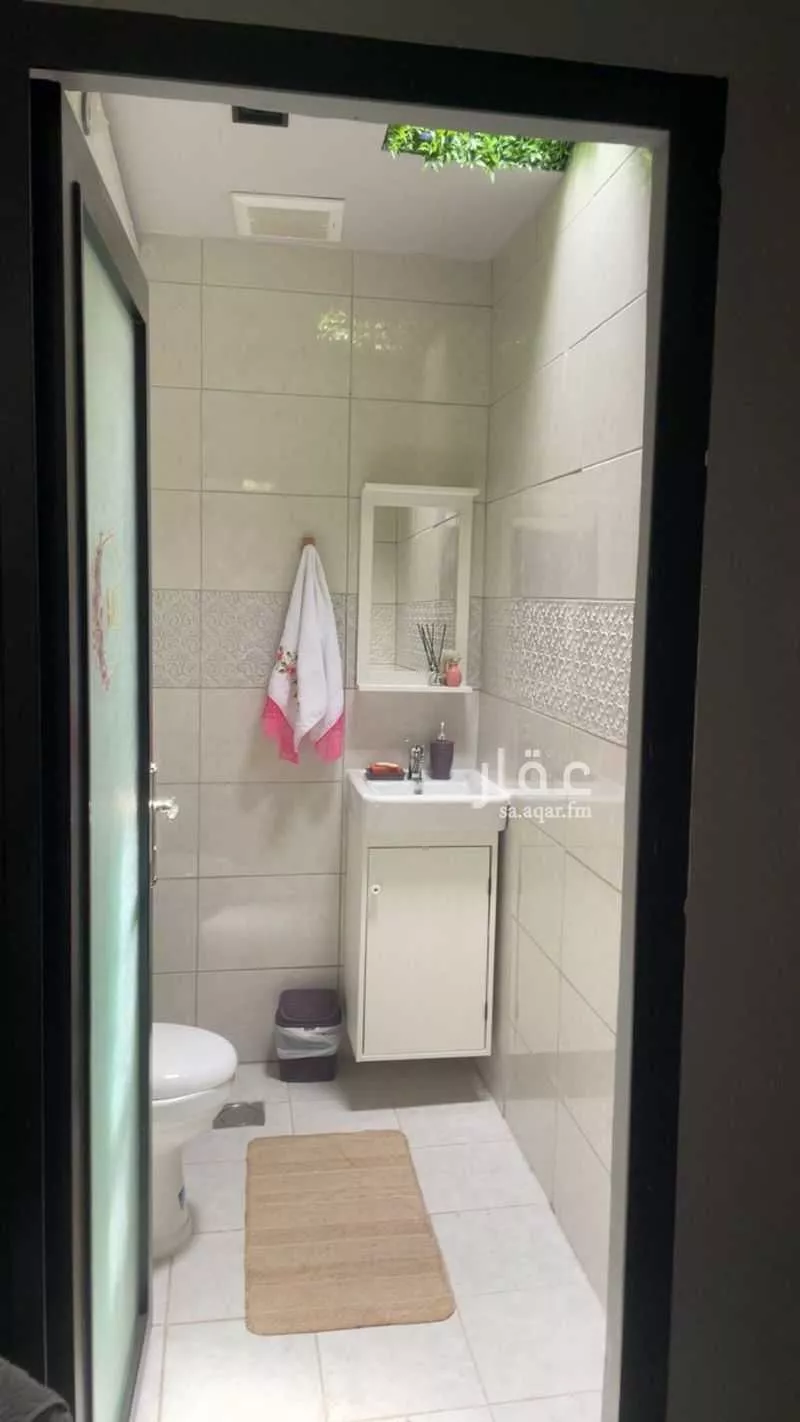 4 bedroom apartment in Bani Bayadah, Madinah 5