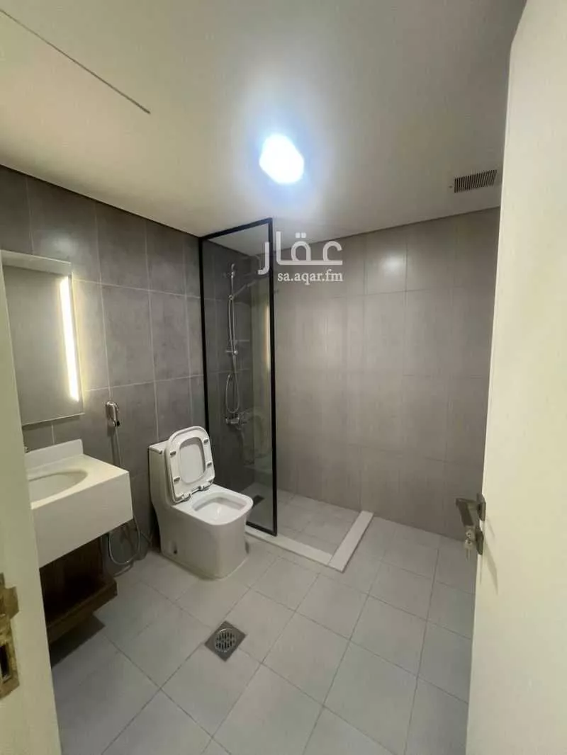 5 bedroom apartment in Al Aziziyah 2