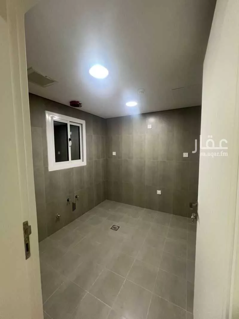 5 bedroom apartment in Al Aziziyah 5