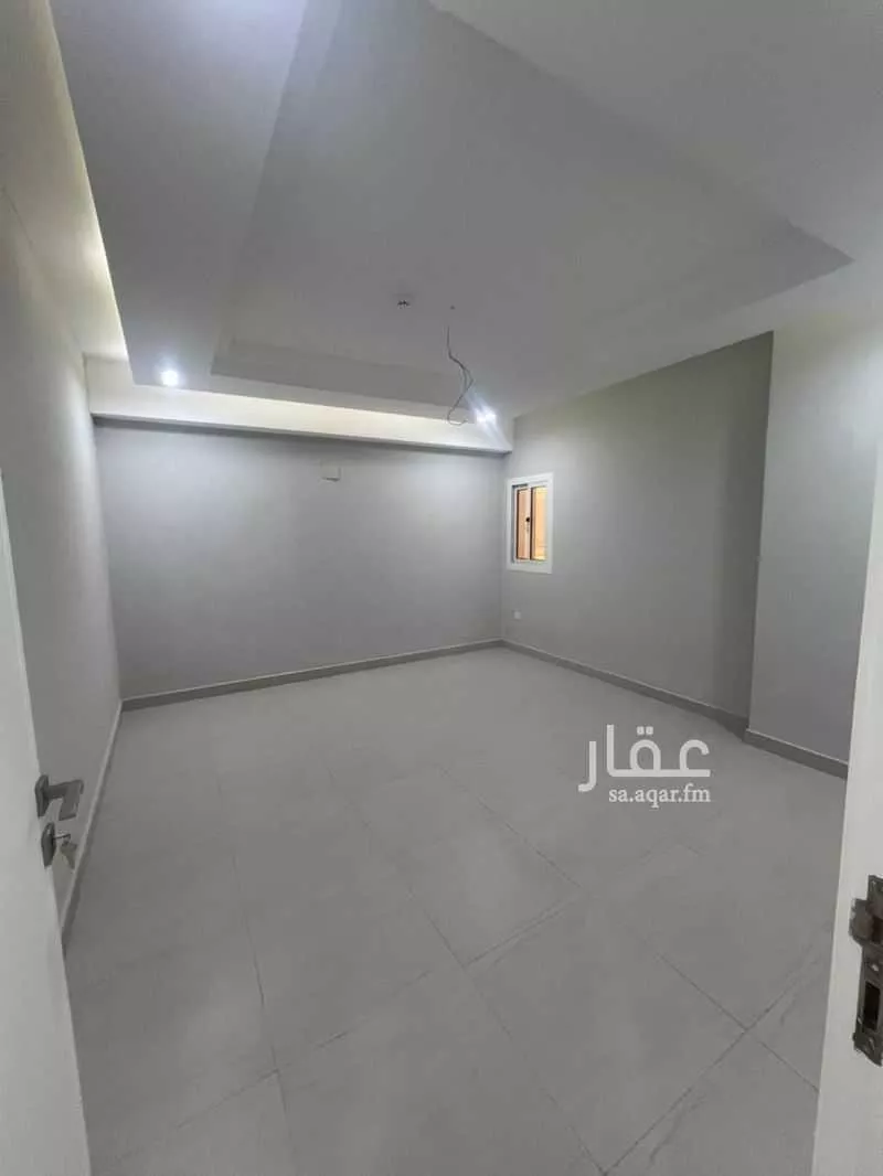 5 bedroom apartment in Al Aziziyah 6