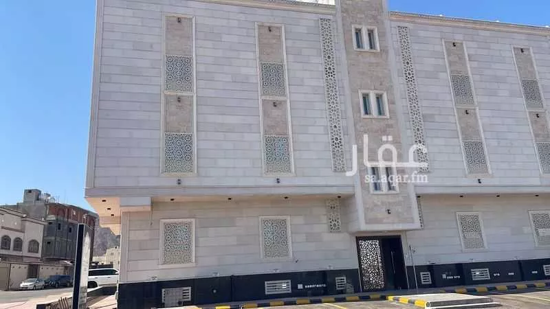 4 bedroom apartment in Al Jamawat 11