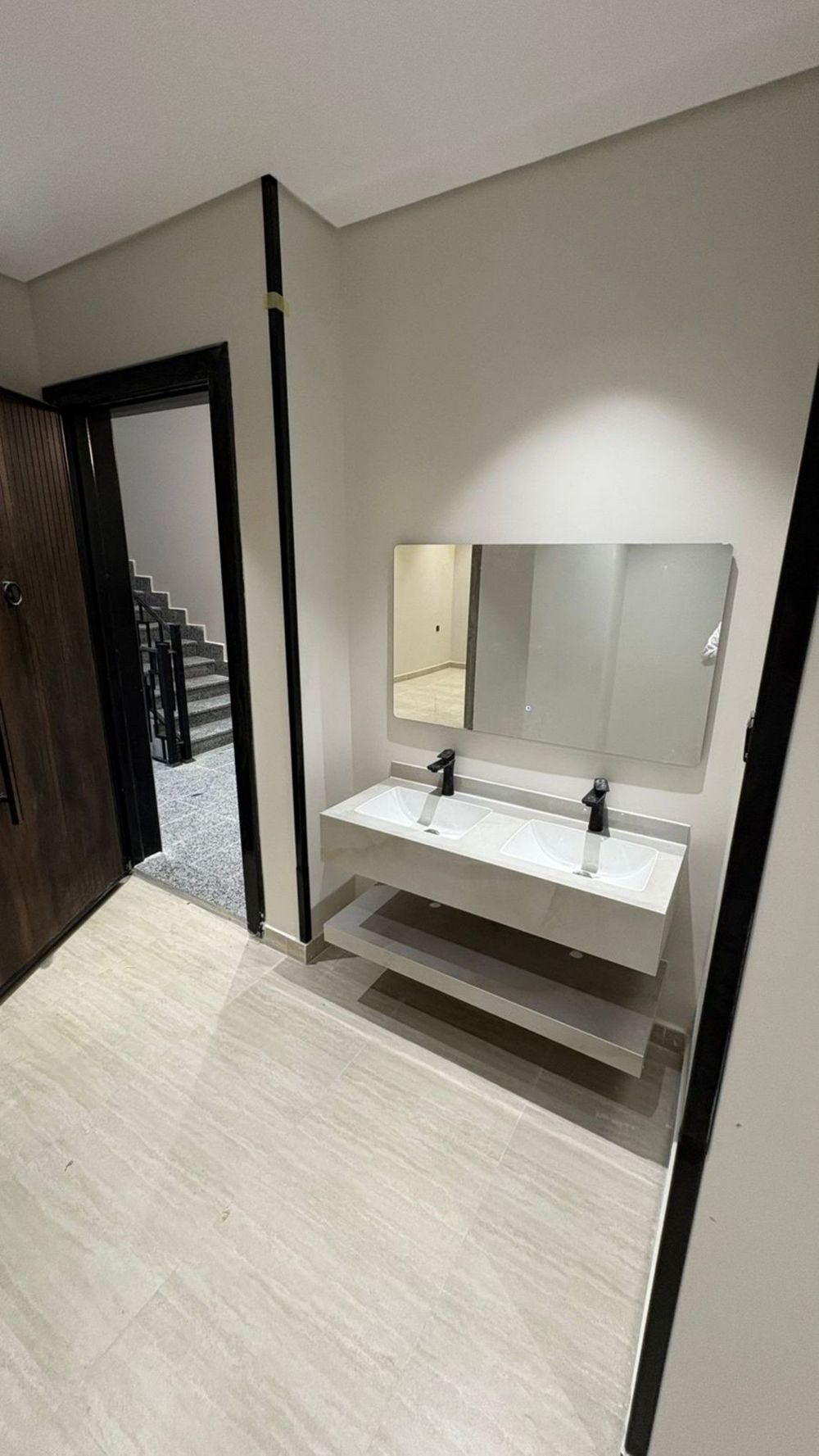 5 bedroom apartment in Warqan, Madinah 8