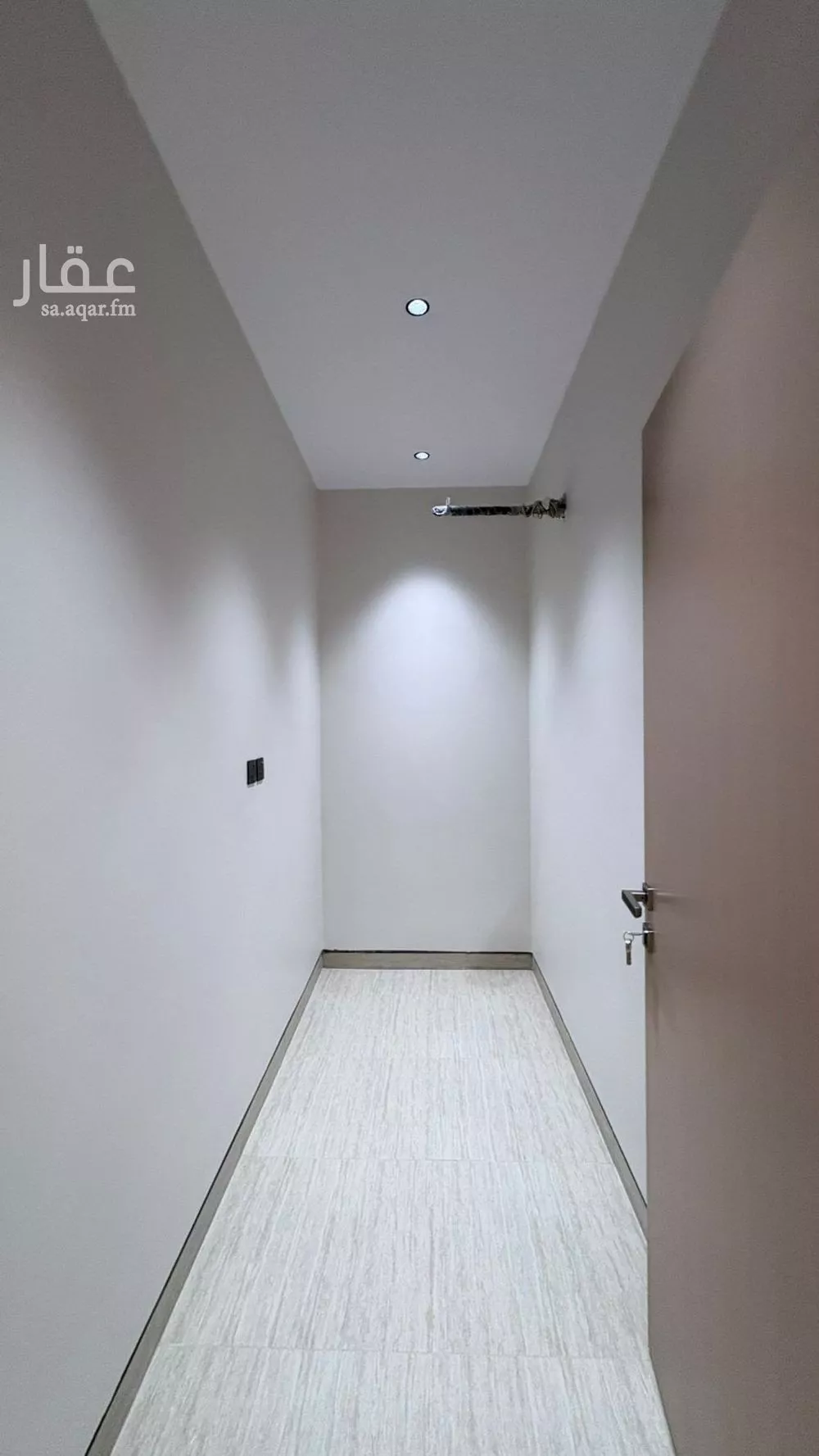 5 bedroom apartment in Al Difa 7