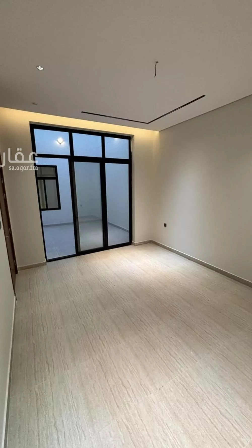 دور 5 غرف في نبلاء 4