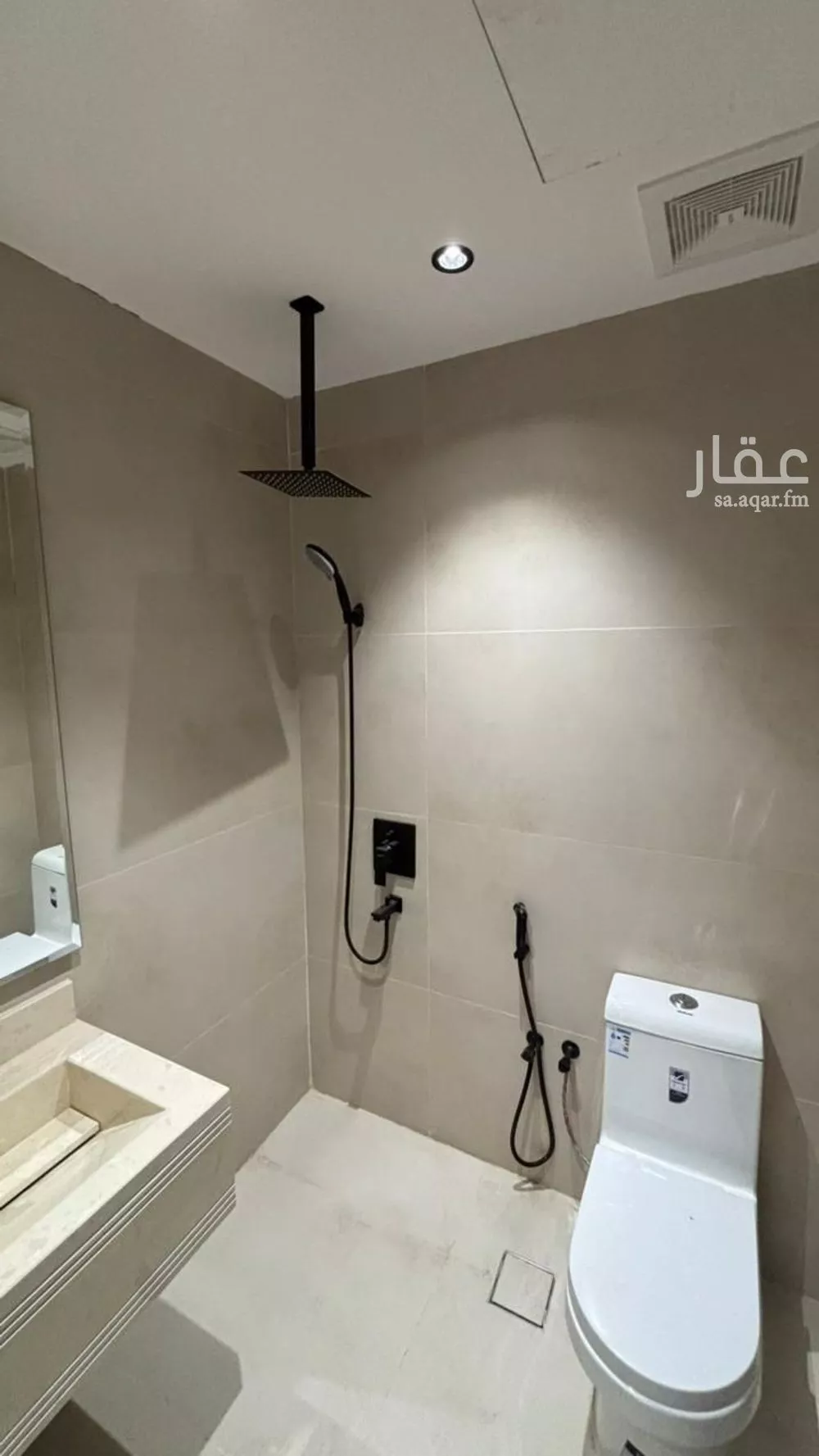 دور 5 غرف في نبلاء 14