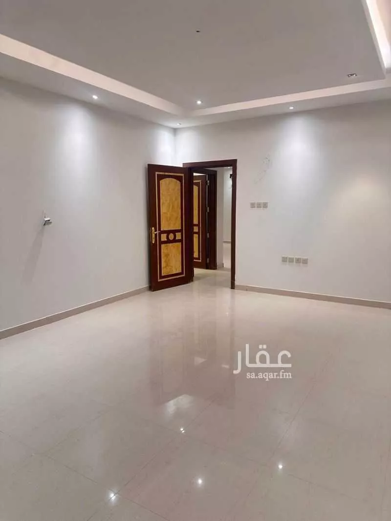 4 bedroom villa in Al Ghadir, Riyadh 6
