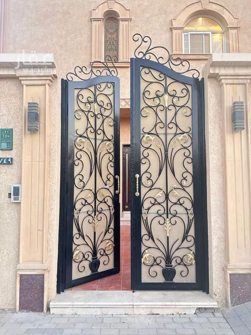 4 bedroom villa in Al Ghadir, Riyadh 10