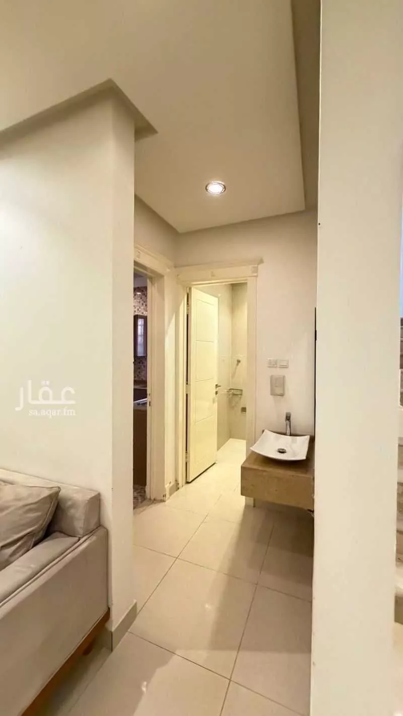 5 bedroom villa in Al Malqa, Riyadh 15