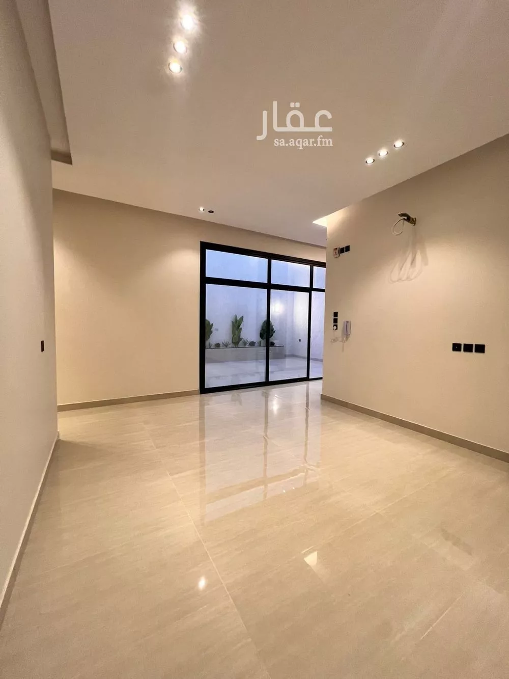 دور 5 غرف في الملك فهد 14